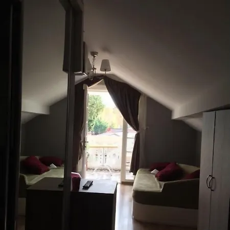 Hisar Bayazit Lägenhetshotell 3*