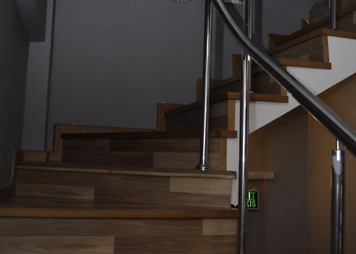 Aparthotel Hisar Bayazit 3*